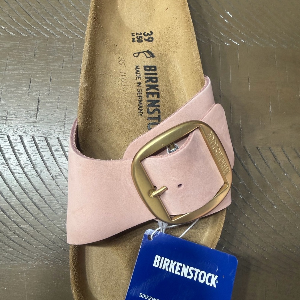 Birkenstock Blush Sandals with Gold Buckle - Picture 2 of 7